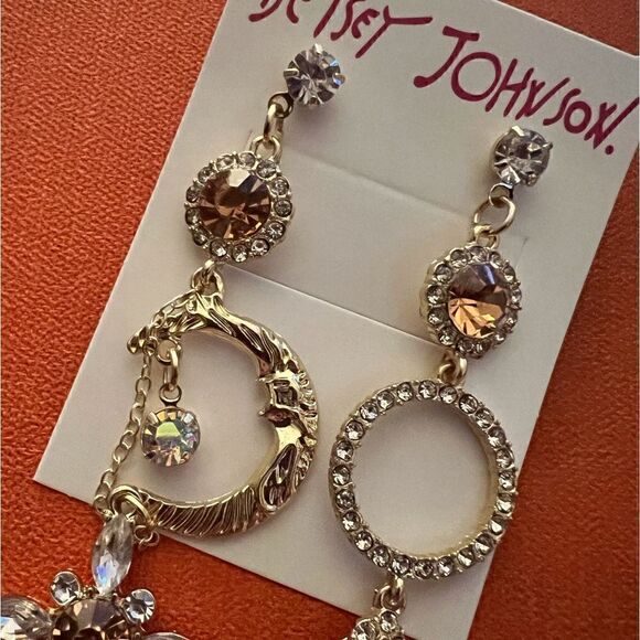 🌙 Betsey Johnson stunning celestial mismatched drop dangle earrings 🌙 - Picture 3 of 7